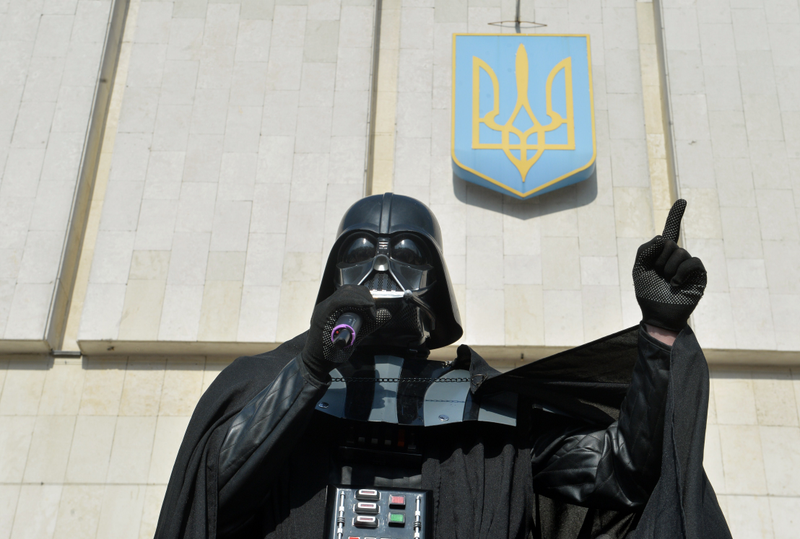 Illustration for article titled Ukraine Update #3: Putin Adopts Dolphins, Tells Kiev To Pay Up